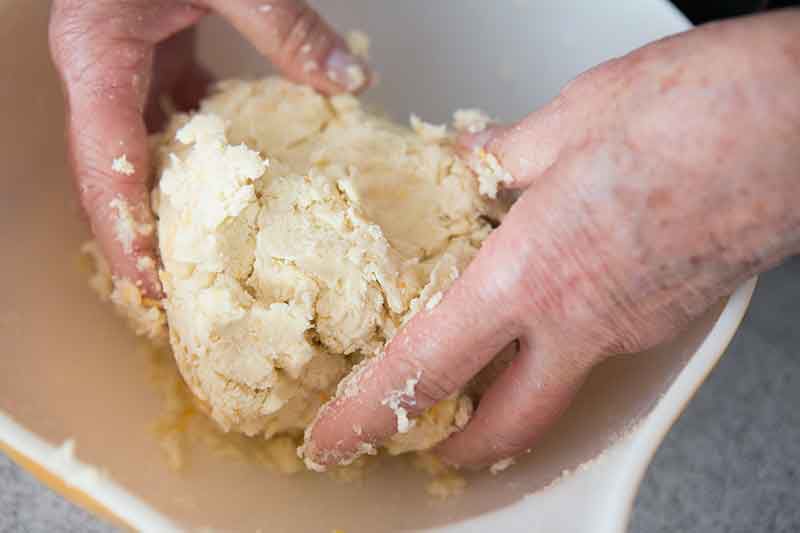 no-fail-sour-cream-pastry-crust-method-6
