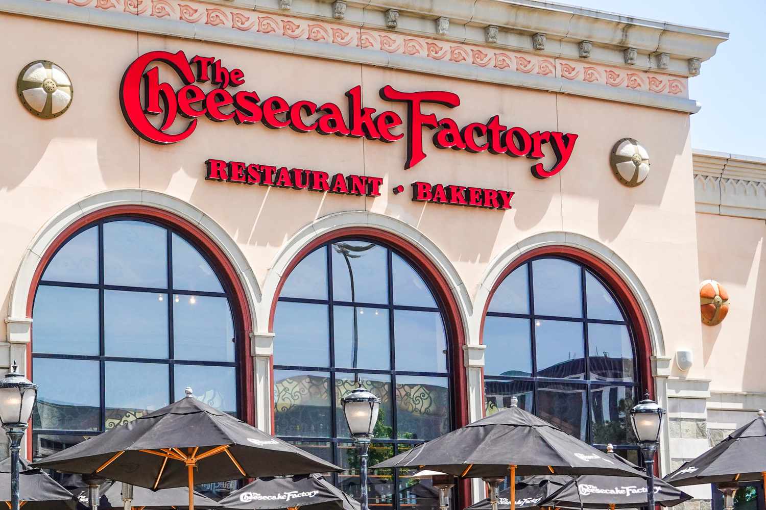 Exterior view of The Cheesecake Factory restaurant and bakery
