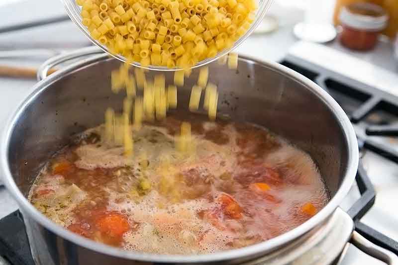 How to make pasta e fagioli - adding noodles
