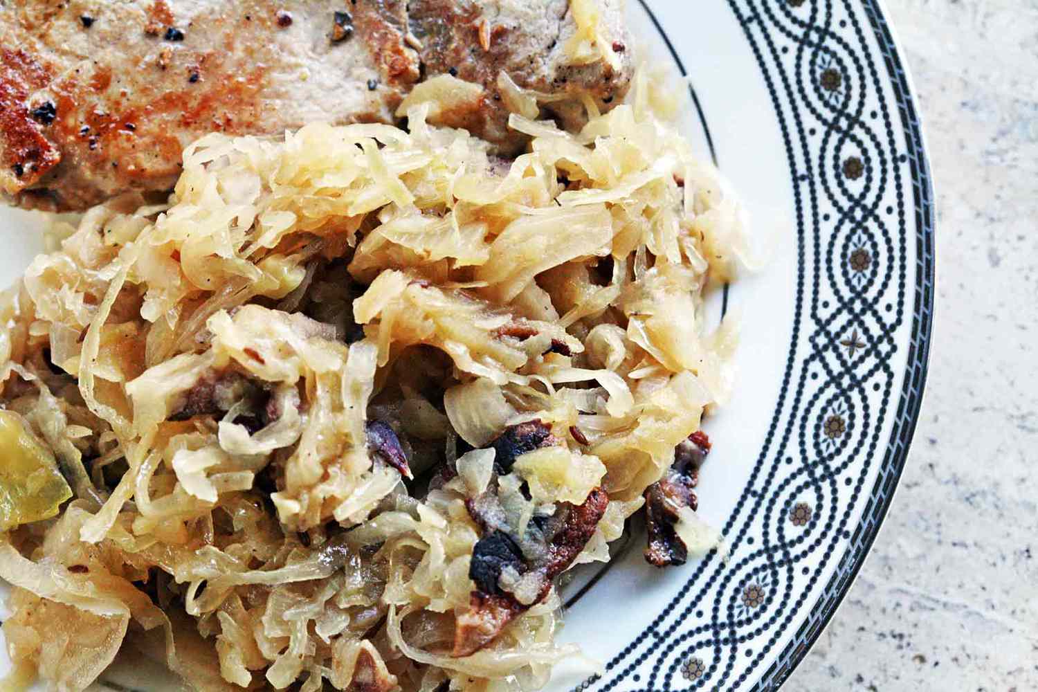 Sauerkraut with Bacon and Apples