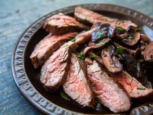 Grilled Flank Steak with Mushrooms