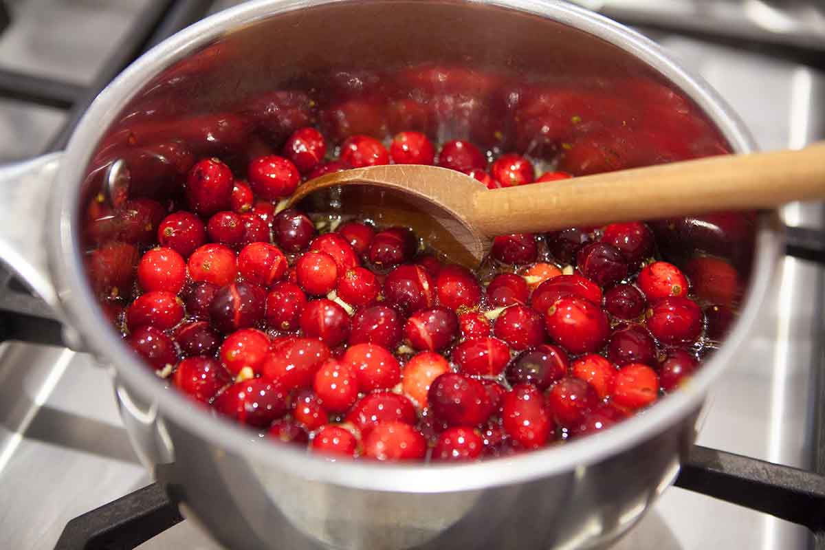 cranberry-glazed-meatballs-method-1