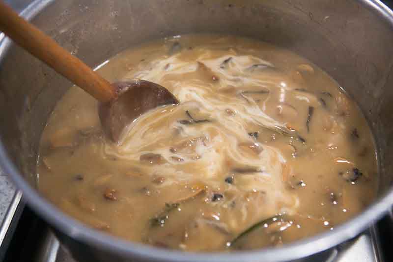 cream-of-wild-mushroom-soup-method-11