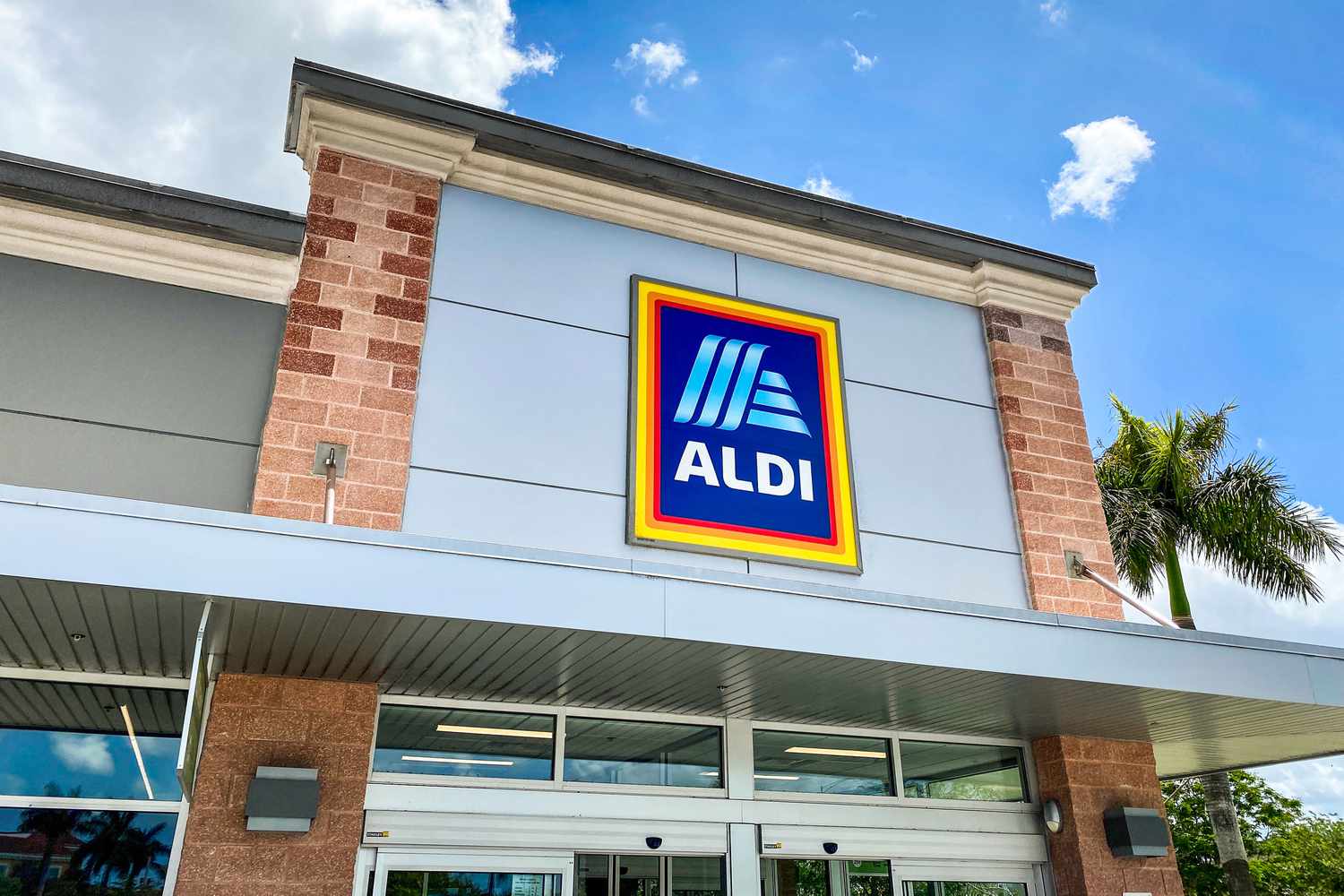 Aldi storefront