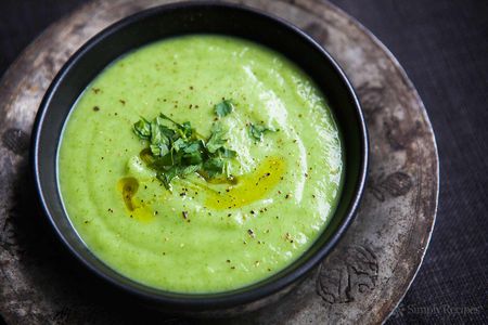 puréed Parsnip Parsley Soup with leeks