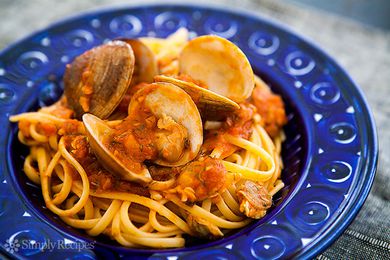 Linguine with Red Clam Sauce