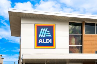 Image of the Aldi sign on the front of a store