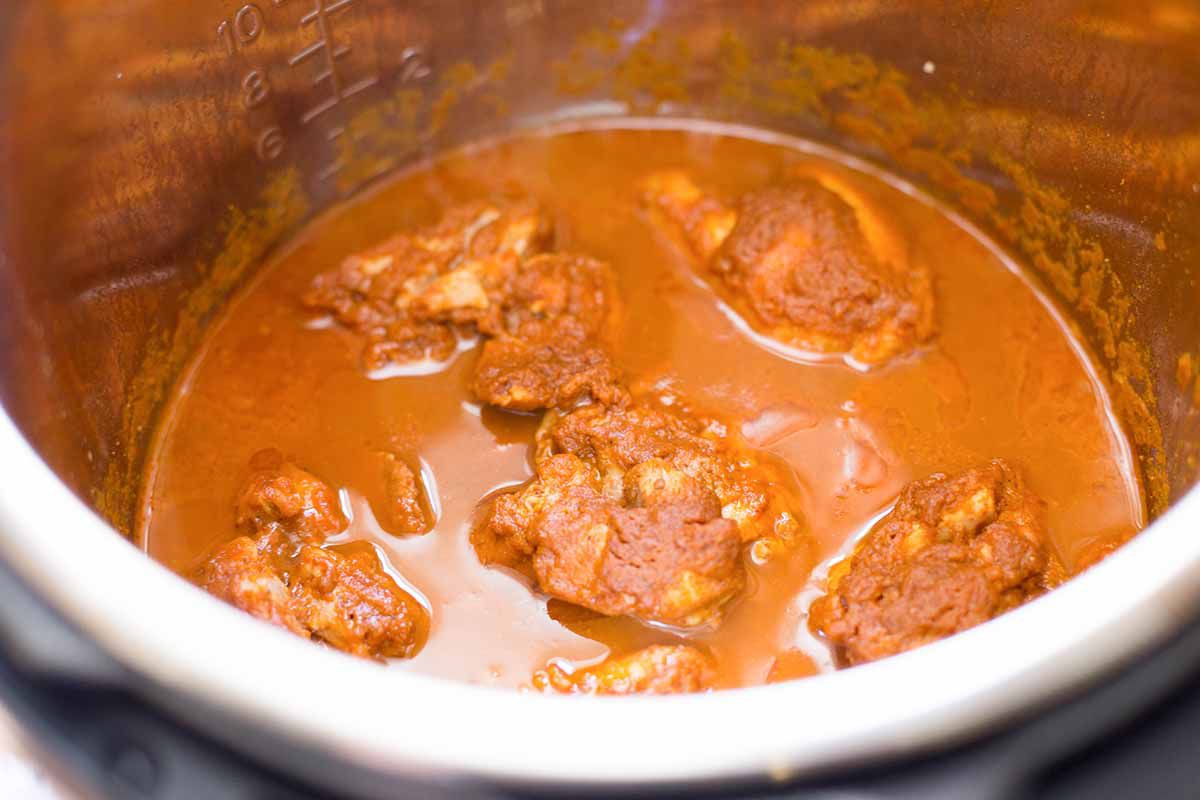 Pressure Cooker Chipotle Chicken and Rice Bowls