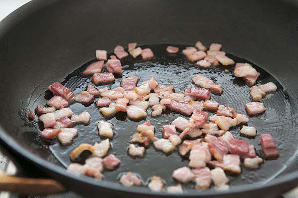 cauliflower-pasta-bacon-method-600-1