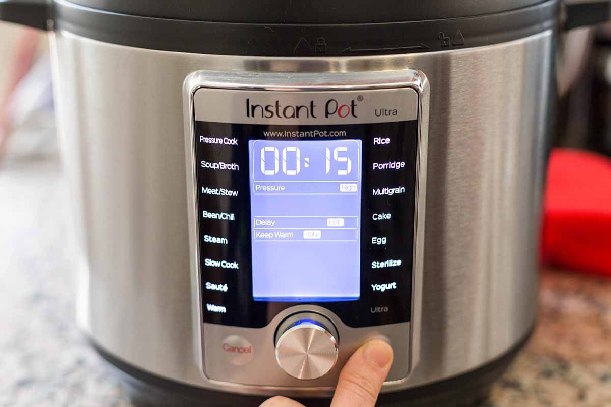 Pressure Cooker Chipotle Chicken and Rice Bowls