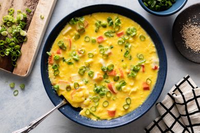 Korean steamed eggs in blue bowl.