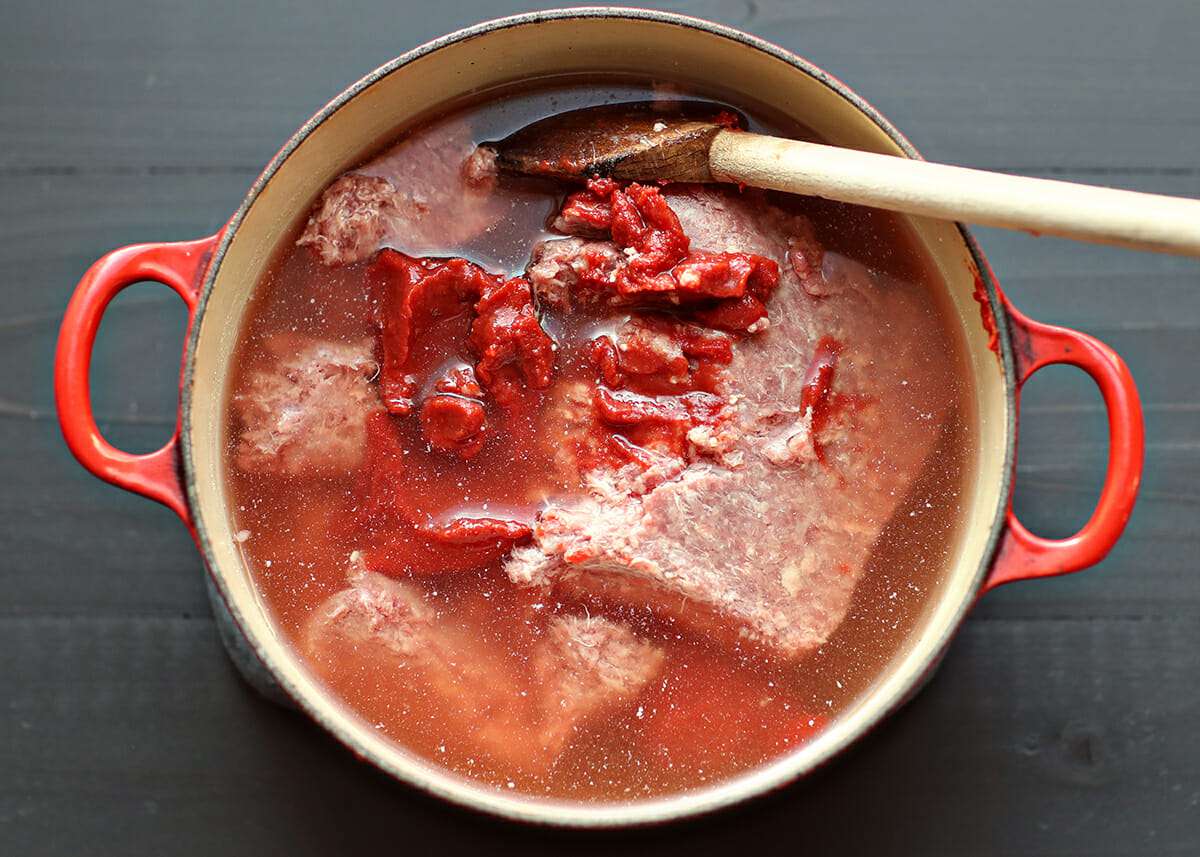 Cincinnati-Style Chili break up the beef