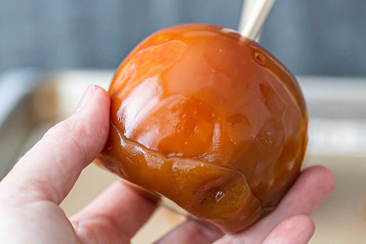 Caramel Apples Recipe caramel apples finished and cooled