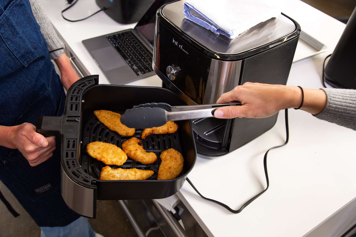 Instant Vortex Plus 10-Quart Air Fryer
