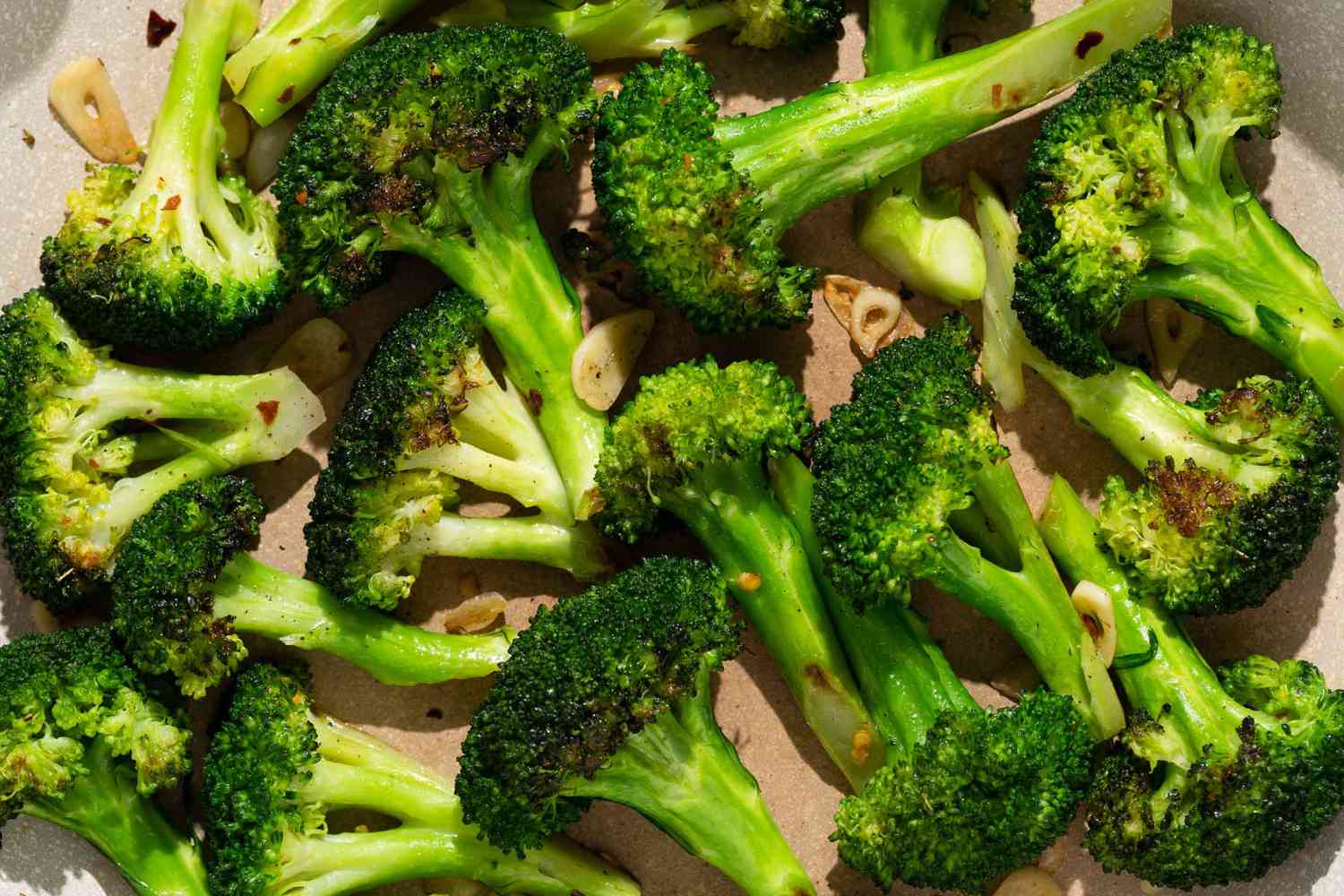 overhead close-up view of 10-Minute Broccoli (Garlic Broccoli)