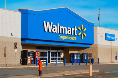 Outside view of an Walmart store