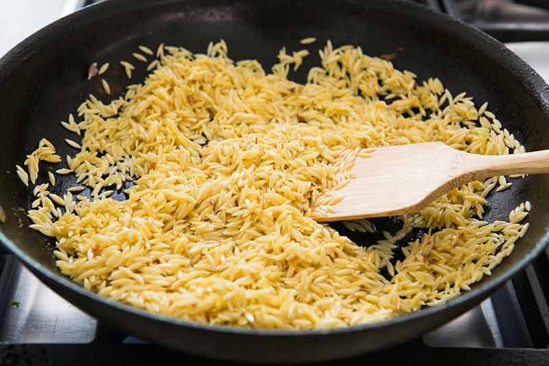 skillet-chicken-orzo-method-3