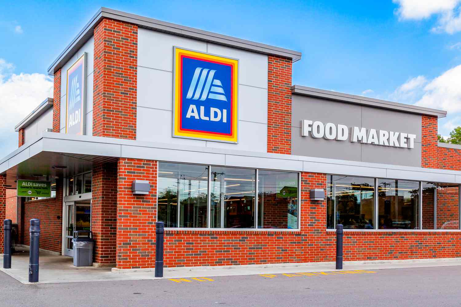 Aldi store front