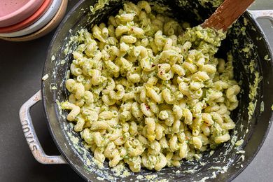 5-ingredient zucchini pasta in a pot with a wooden spoon
