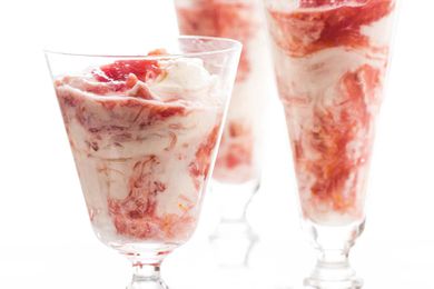 Easy Rhubarb Fool