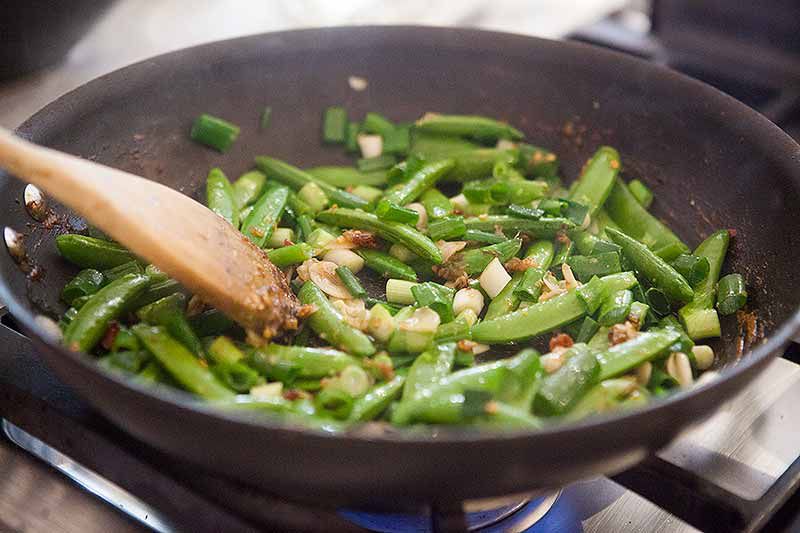 stir fry Asian mushroom peas 