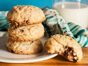 Coconut Chocolate Chip Cookies
