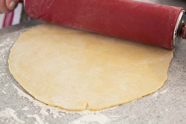 smoked-salmon-quiche-method-600-3