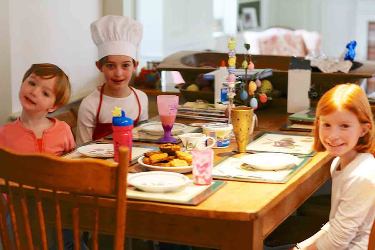 Piper, Alden, and Reilly enjoying their crunchy French toast