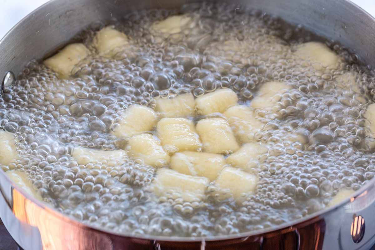Vegan Cauliflower Gnocchi Recipe boil the gnocchi