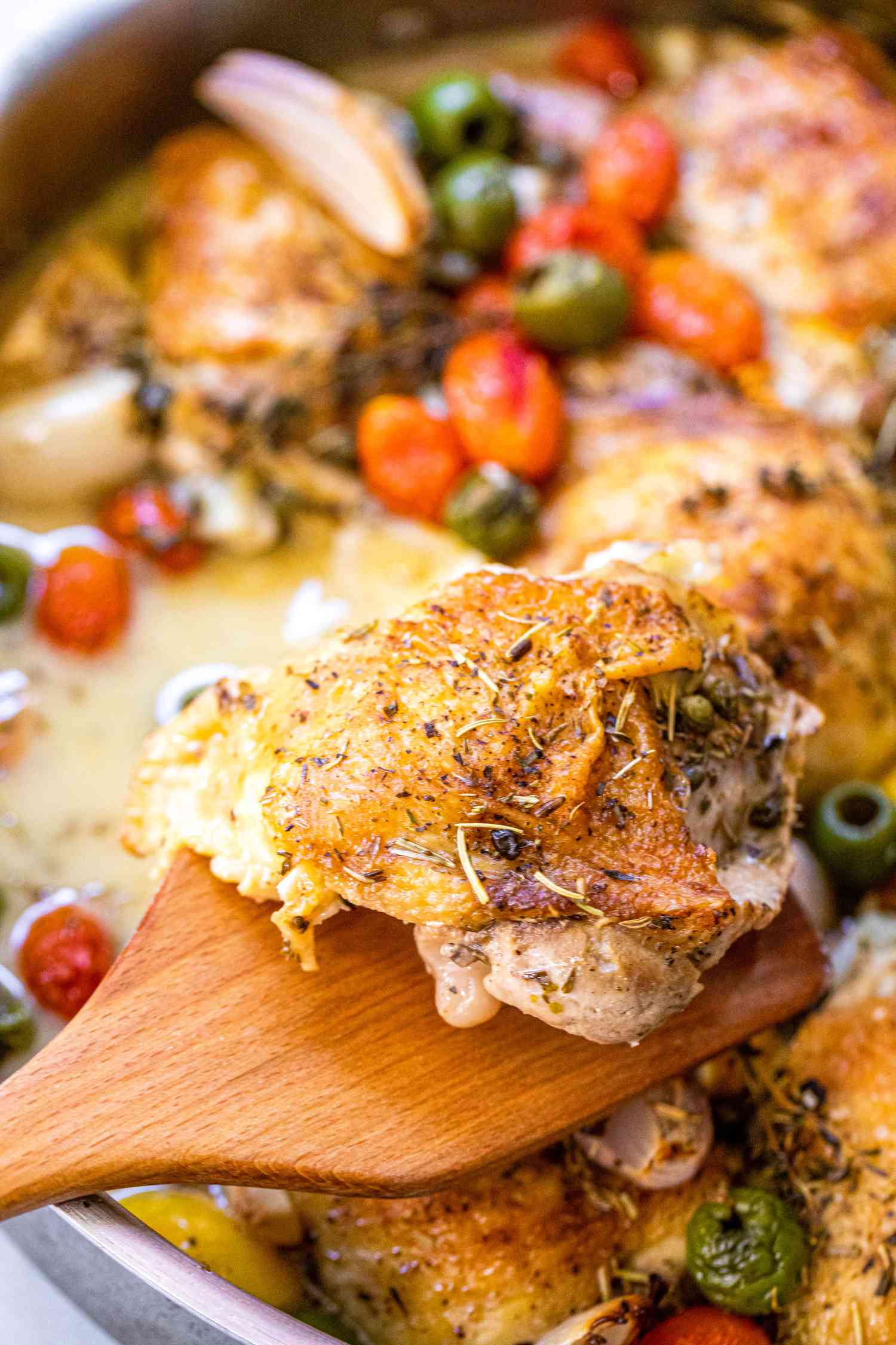 Classic chicken provencal in pot