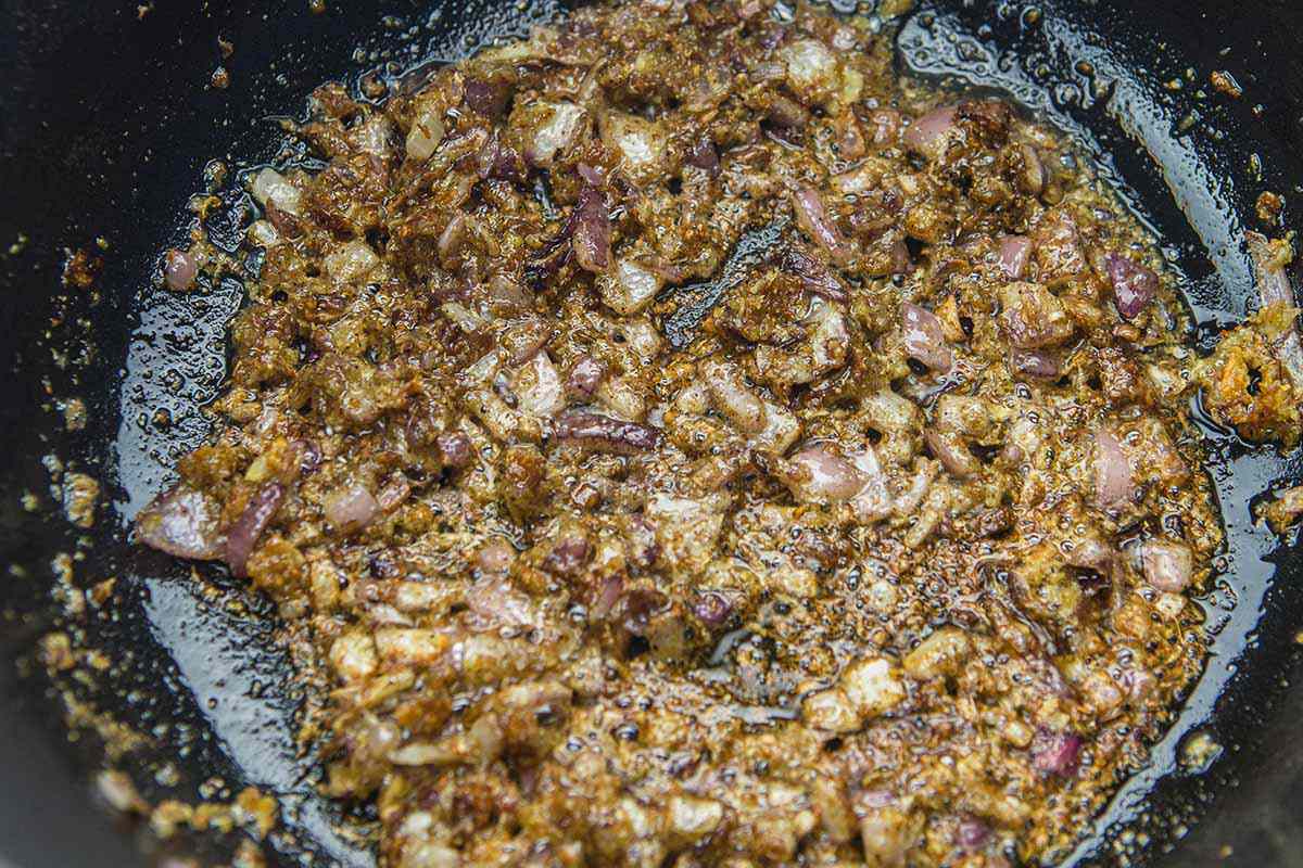 Hyderabadi Chicken Biryani cook the ginger garlic paste