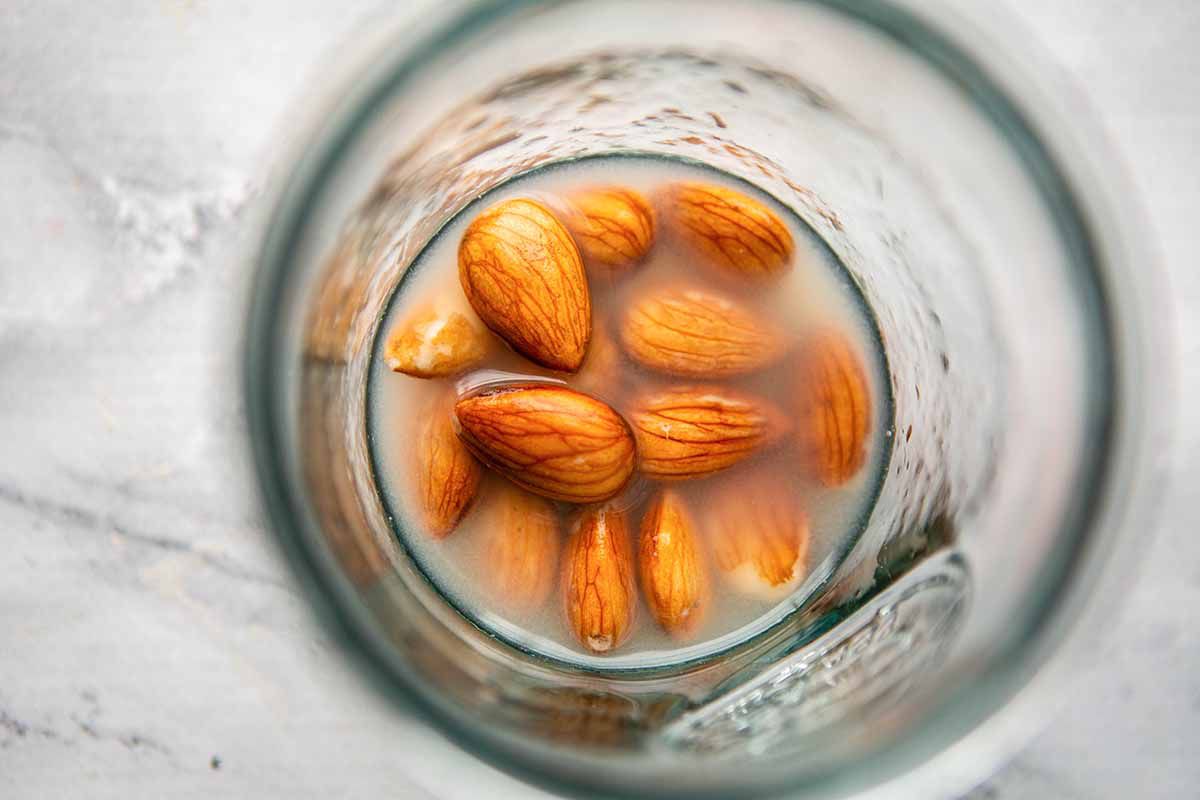 Easy Chicken Korma Recipe - almonds