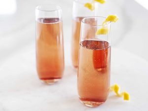 Kir royale cocktail recipe