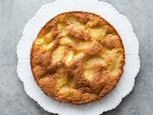 Buttery Apple Torte