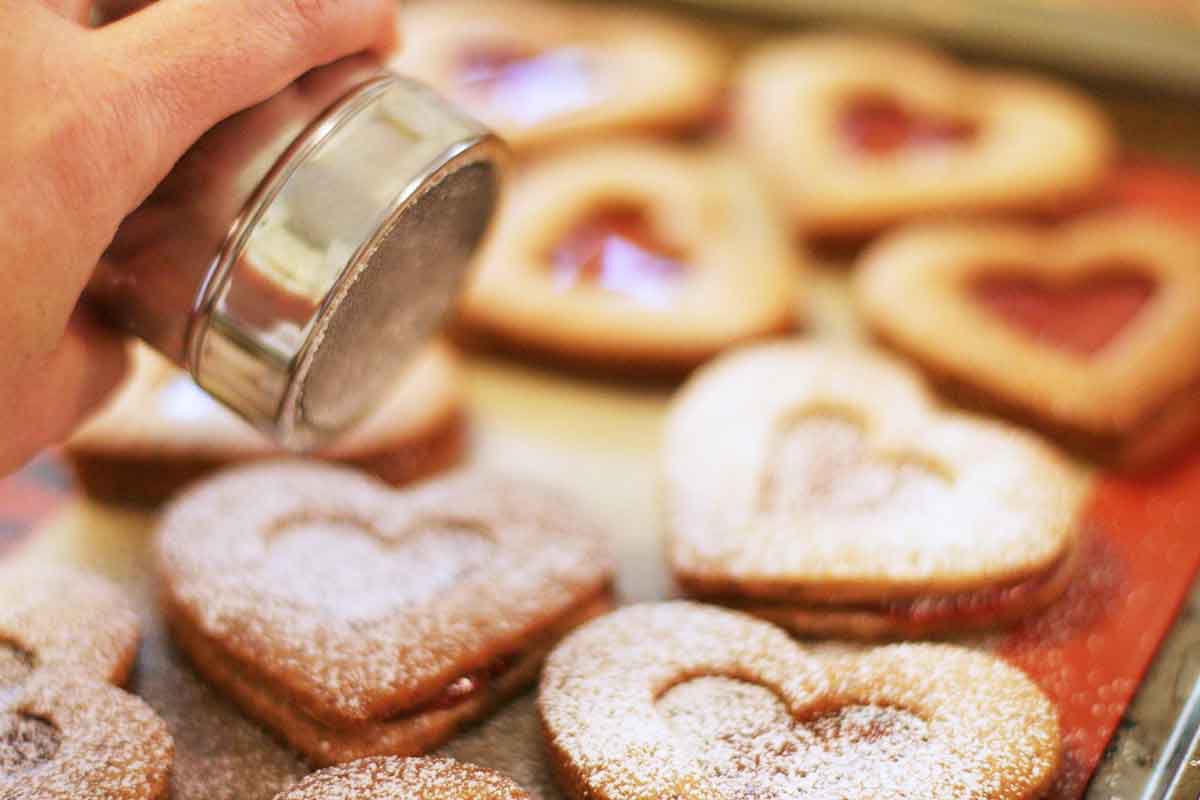 valentine-linzer-cookies-method-6