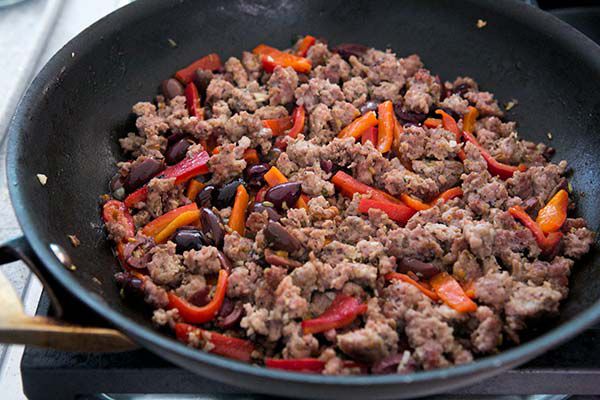 pasta-sausage-tomatoes-peppers-method-2