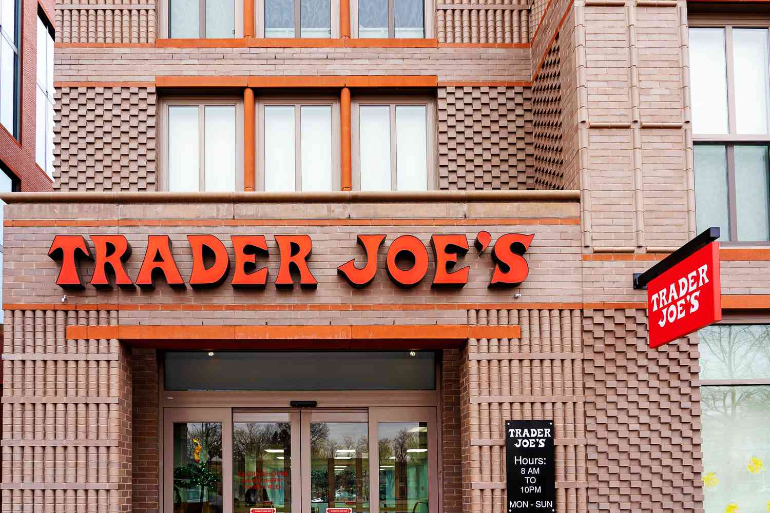 trader joe's storefront