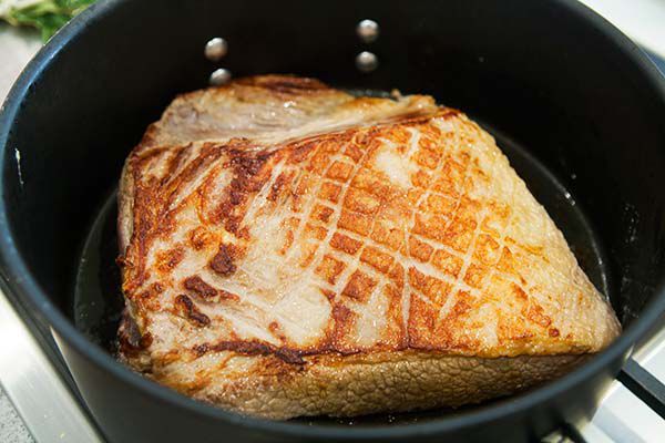 Beef brisket sear the brisket