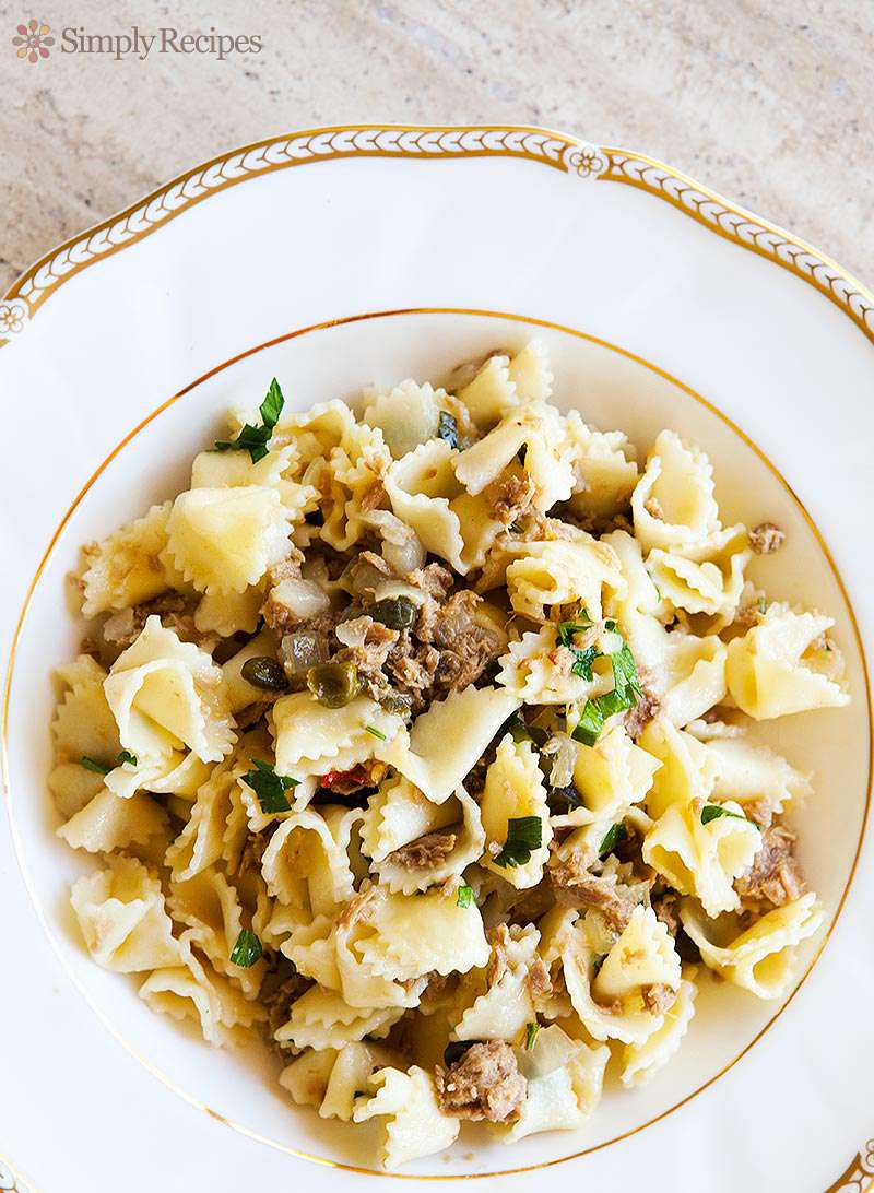 Pasta with Tuna and Capers