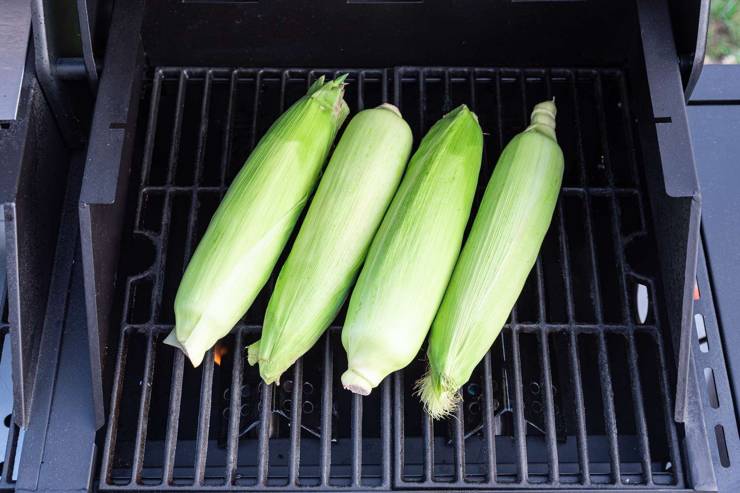 Corn (with Husks) on a Grill for Corn on the Cob Recipe