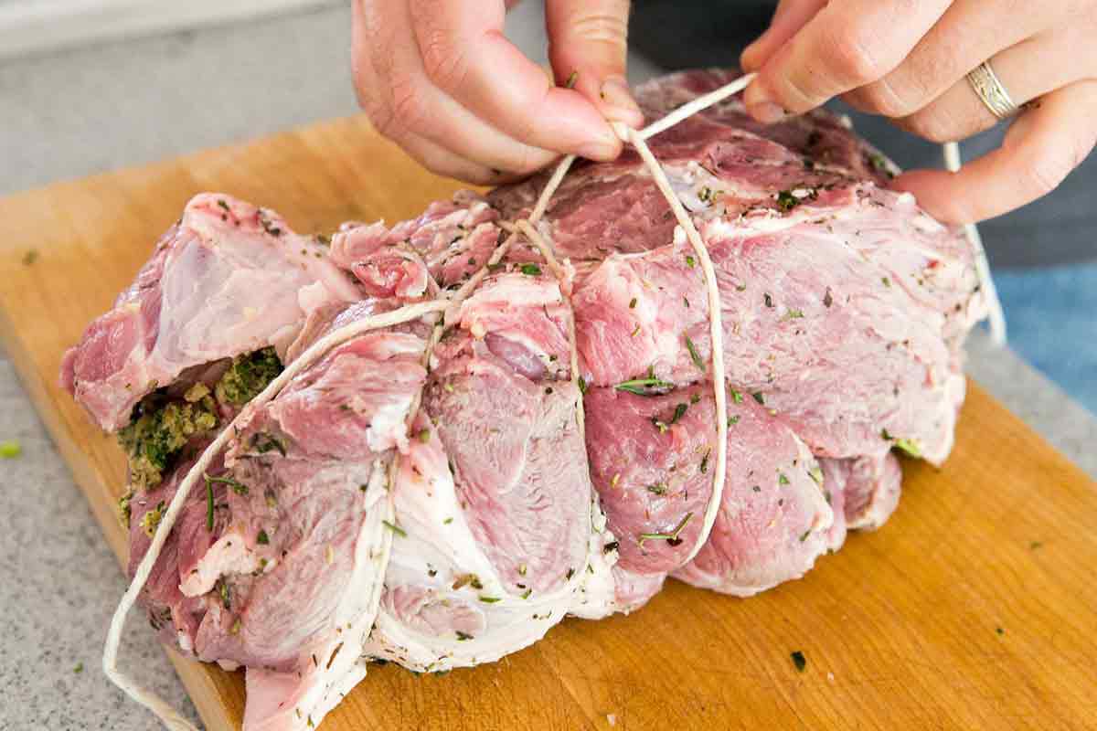 braised-stuffed-pork-shoulder-method-5