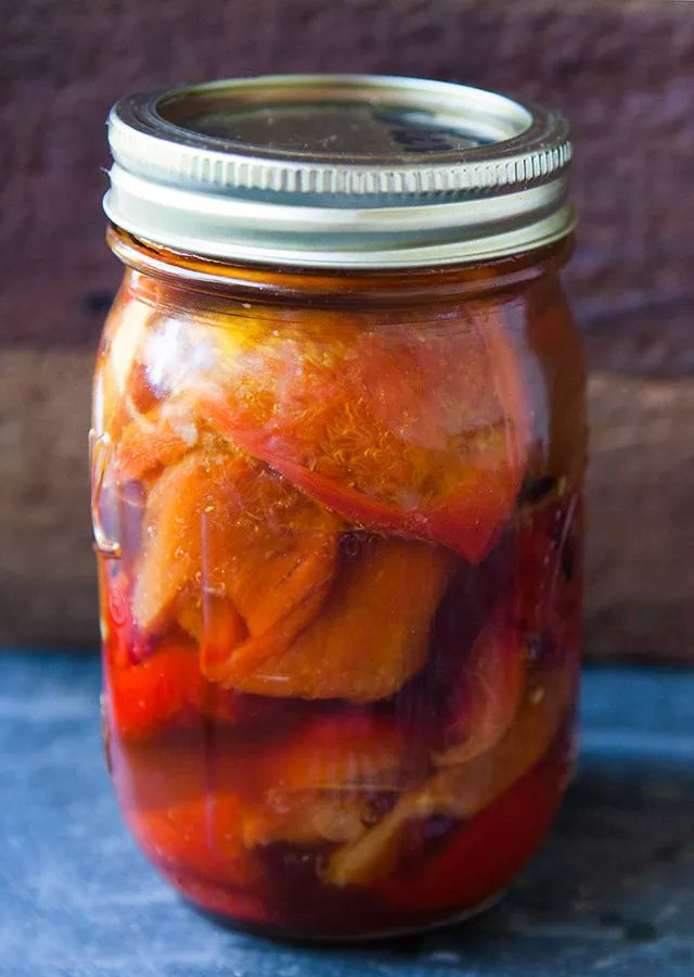 Marinated Roasted Red Bell Peppers