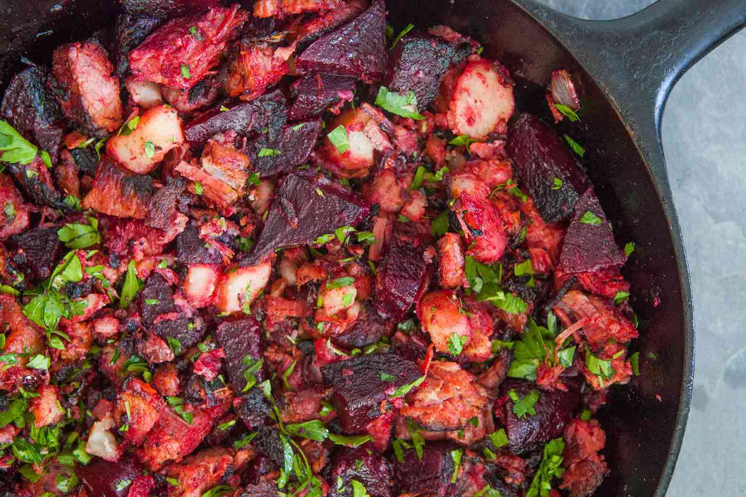 how to make red flannel hash browns with corned beef, beets, and potatoes