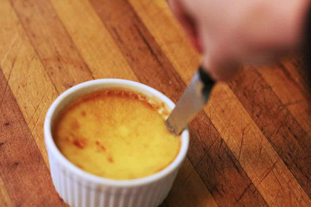 rose-petal-flan-method-7