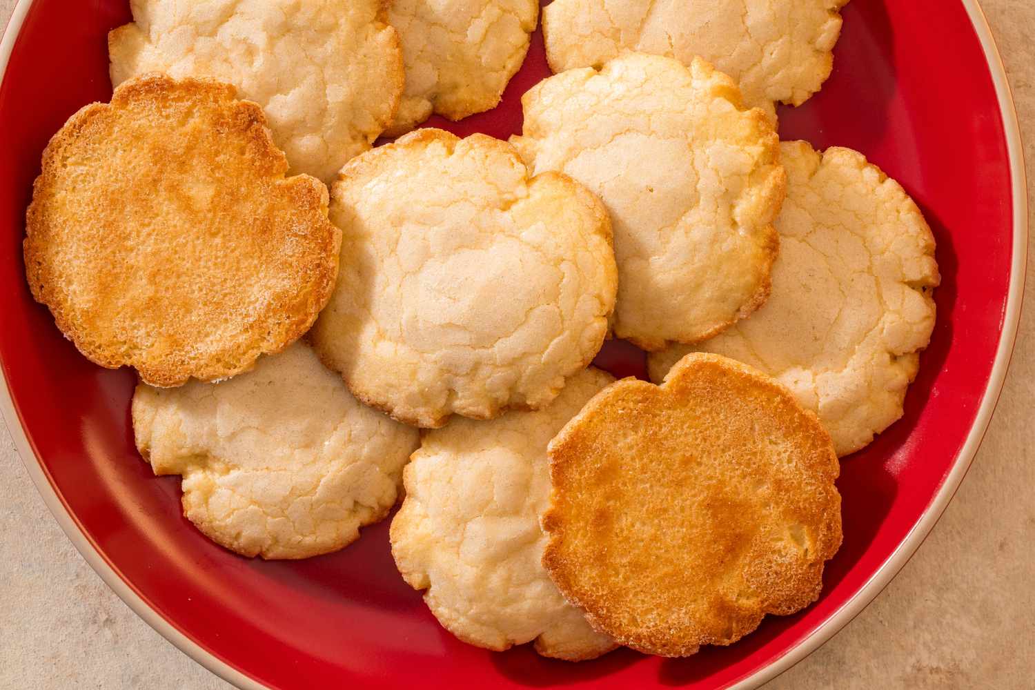 Smash sugar cookies on a plate 