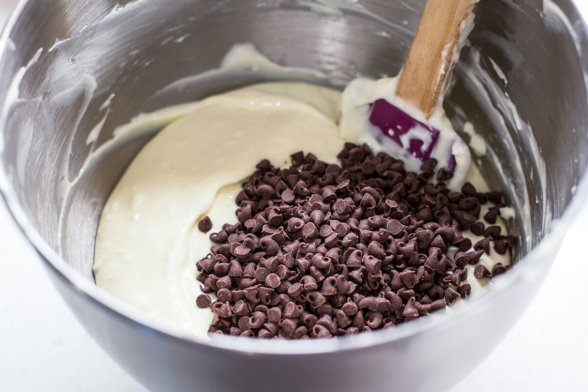 Cheesecake Bars with Cookie Crust