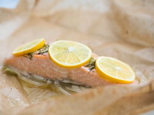 Salmon and Fennel Baked in Parchment