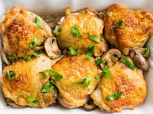 easy chicken thighs with mushrooms