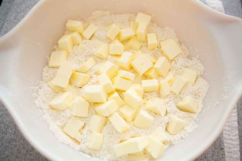 no-fail-sour-cream-pastry-crust-method-2