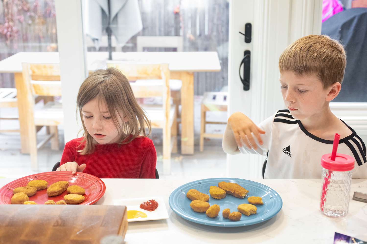 Nick Evans family vegan chicken nugget taste test